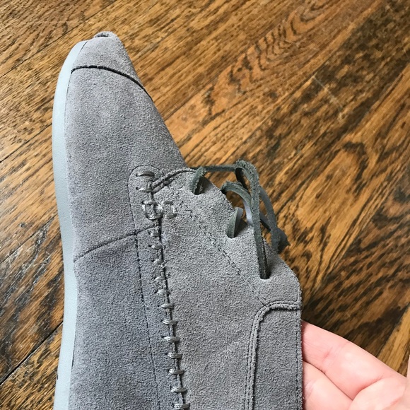 New TOMS gray suede moccasin bootie, sz 6. - Picture 2 of 5